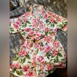 Show me your Mumu, one size, beautiful floral robe